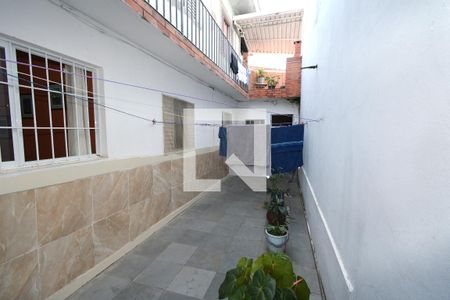 Casa à venda com 333m², 7 quartos e 8 vagasQuintal - Casa 2
