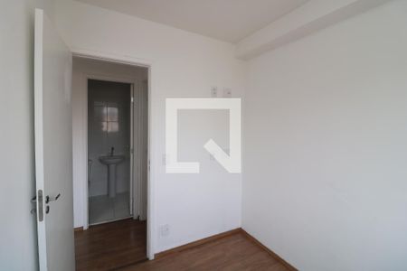 Quarto 1 de apartamento para alugar com 2 quartos, 38m² em Cidade Satélite Santa Bárbara, São Paulo