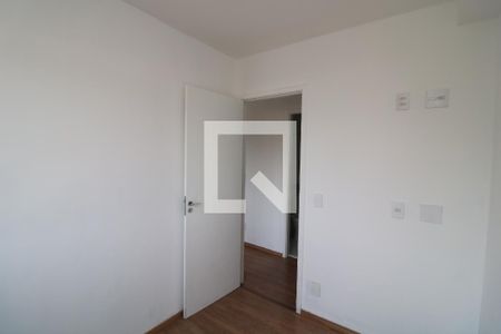 Quarto 1 de apartamento para alugar com 2 quartos, 38m² em Cidade Satélite Santa Bárbara, São Paulo