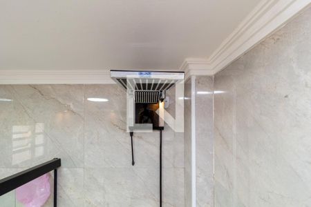 Apartamento à venda com 82m², 2 quartos e 1 vagaDetalhe - Banheiro 