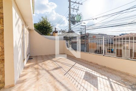 Casa à venda com 250m², 3 quartos e 3 vagas Casa à venda com 250m², 3 quartos e 3 vagasQuintal