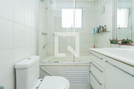 Apartamento à venda com 143m², 3 quartos e 2 vagas Apartamento à venda com 143m², 3 quartos e 2 vagasBanheiro da Suíte 3