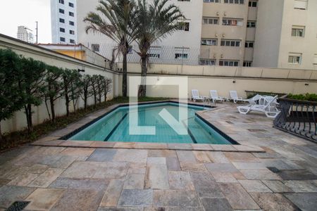 Apartamento para alugar com 367m², 4 quartos e 4 vagasÁrea comum - Piscina