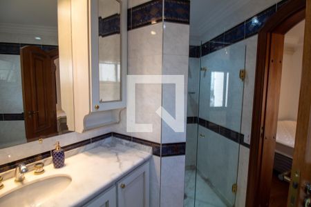 Apartamento para alugar com 367m², 4 quartos e 4 vagasBanheiro da Suíte 3