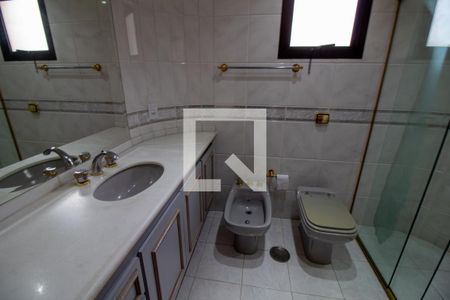 Apartamento para alugar com 367m², 4 quartos e 4 vagasBanheiro da Suíte 2