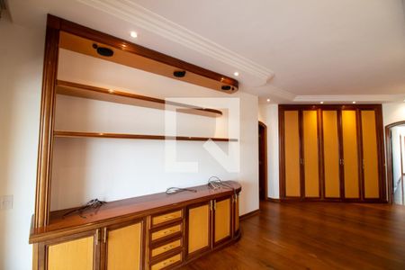 Apartamento para alugar com 367m², 4 quartos e 4 vagasSala de TV