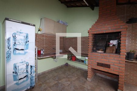 Casa à venda com 210m², 4 quartos e 3 vagas Casa à venda com 210m², 4 quartos e 3 vagasChurrasqueira