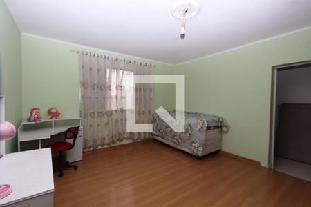 Casa à venda com 210m², 4 quartos e 3 vagas Casa à venda com 210m², 4 quartos e 3 vagasQuarto 2