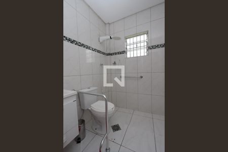 Casa à venda com 210m², 4 quartos e 3 vagas Casa à venda com 210m², 4 quartos e 3 vagasBanheiro