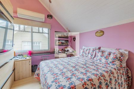 Casa à venda com 257m², 4 quartos e 4 vagas