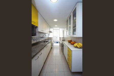 Apartamento à venda com 115m², 3 quartos e 1 vagaCozinha