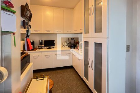 Apartamento à venda com 450m², 4 quartos e 6 vagasCozinha