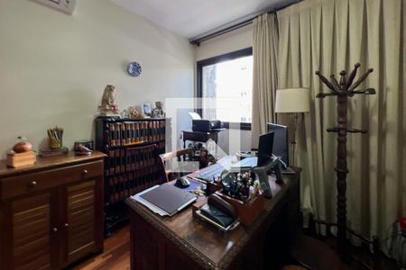 Apartamento à venda com 450m², 4 quartos e 6 vagasQuarto 1