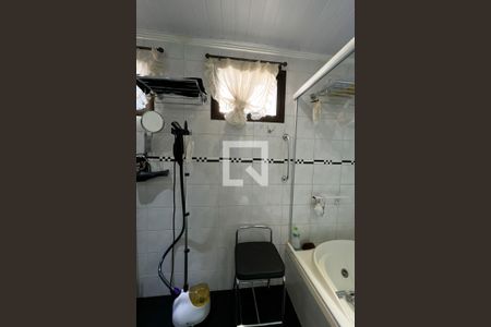 Apartamento à venda com 450m², 4 quartos e 6 vagasBanheiro da Suíte 2