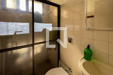 Apartamento à venda com 450m², 4 quartos e 6 vagasBanheiro de Serviço