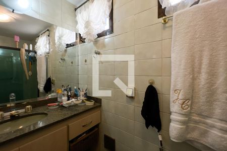 Apartamento à venda com 450m², 4 quartos e 6 vagasBanheiro