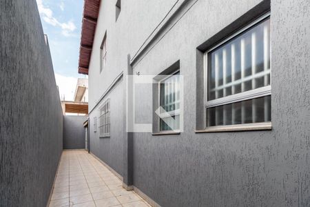 Casa à venda com 208m², 3 quartos e 2 vagasQuintal