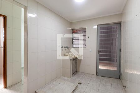 Casa à venda com 208m², 3 quartos e 2 vagasÁrea de Serviço