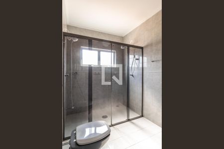 Casa à venda com 208m², 3 quartos e 2 vagasSuíte - Banheiro