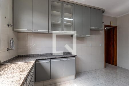 Casa à venda com 208m², 3 quartos e 2 vagasCozinha