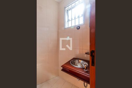 Casa à venda com 208m², 3 quartos e 2 vagasLavabo