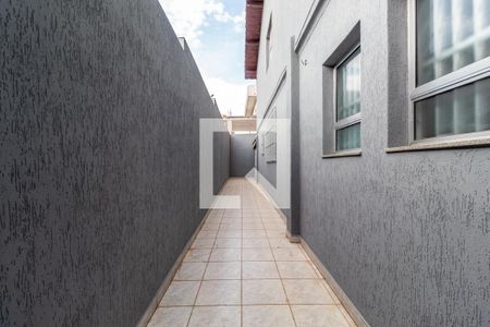 Casa à venda com 208m², 3 quartos e 2 vagasQuintal