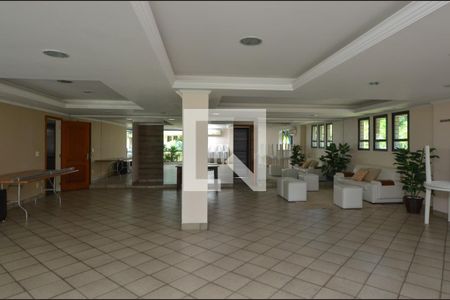 Apartamento à venda com 180m², 5 quartos e 3 vagas Apartamento à venda com 180m², 5 quartos e 3 vagasÁrea comum - Salão de festas