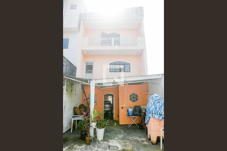 Casa à venda com 250m², 2 quartos e 8 vagasQuintal