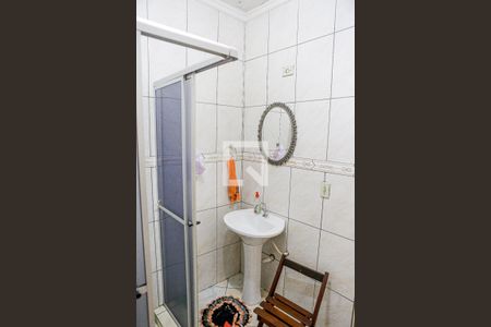 Casa à venda com 250m², 2 quartos e 8 vagasBanheiro