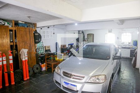 Casa à venda com 250m², 2 quartos e 8 vagasGaragem