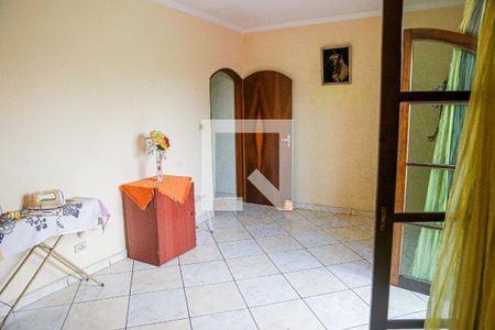 Casa à venda com 250m², 2 quartos e 8 vagasQuarto 2