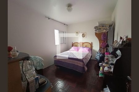Casa à venda com 220m², 3 quartos e 2 vagas Casa à venda com 220m², 3 quartos e 2 vagasQuarto
