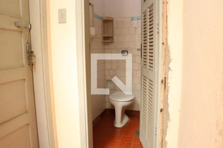 Casa à venda com 193m², 3 quartos e 1 vaga Casa à venda com 193m², 3 quartos e 1 vagaBanheiro de serviço