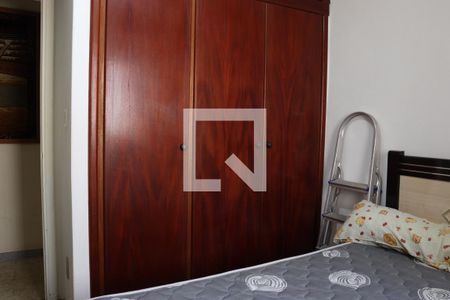 Casa à venda com 193m², 3 quartos e 1 vaga Casa à venda com 193m², 3 quartos e 1 vagaQuarto 2 - Armários
