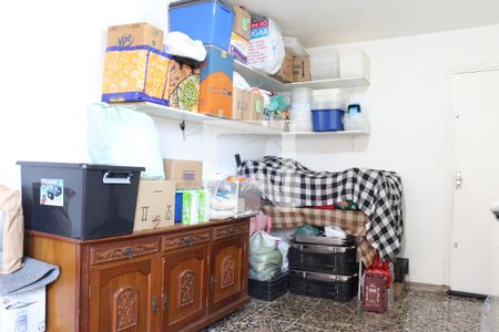 Casa à venda com 193m², 3 quartos e 1 vaga Casa à venda com 193m², 3 quartos e 1 vagaQuintal