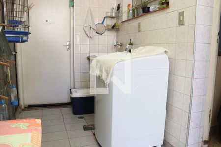 Casa à venda com 193m², 3 quartos e 1 vaga Casa à venda com 193m², 3 quartos e 1 vagaÁrea de Serviço