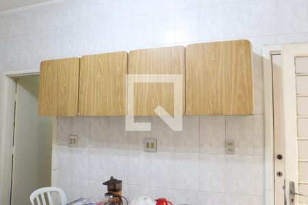 Casa à venda com 193m², 3 quartos e 1 vaga Casa à venda com 193m², 3 quartos e 1 vagaCozinha - Armários