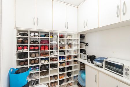 Apartamento à venda com 74m², 2 quartos e 1 vagaQuarto de Serviço