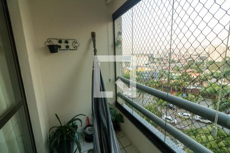Varanda Sala de apartamento à venda com 2 quartos, 74m² em Jardim Bom Tempo, Taboão da Serra