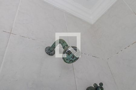 Casa de condomínio à venda com 460m², 4 quartos e 6 vagas Casa de condomínio à venda com 460m², 4 quartos e 6 vagasBanheiro da Suíte 4