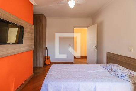 Casa de condomínio à venda com 460m², 4 quartos e 6 vagas Casa de condomínio à venda com 460m², 4 quartos e 6 vagasSuíte 2