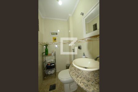 Casa à venda com 220m², 4 quartos e 3 vagasLavabro