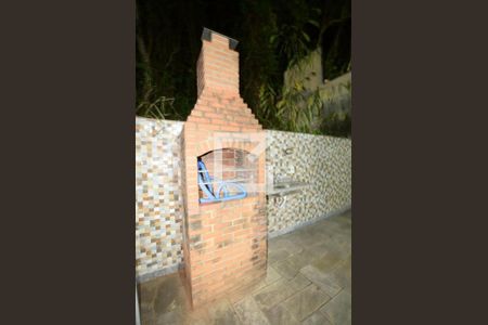 Casa à venda com 220m², 4 quartos e 3 vagasPiscina com churrasqueira