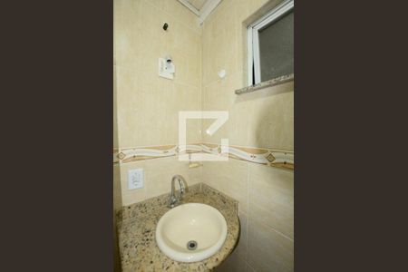 Casa à venda com 220m², 4 quartos e 3 vagasBanheiro da Suíte 2