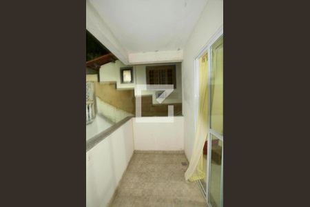 Casa à venda com 220m², 4 quartos e 3 vagasVaranda do Quarto 4