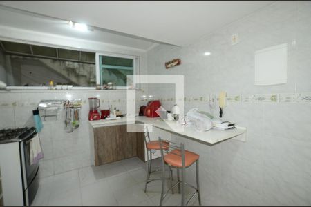 Casa à venda com 220m², 4 quartos e 3 vagasCozinha