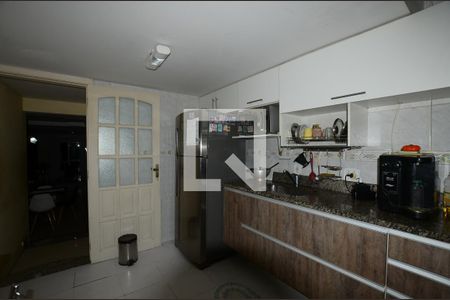 Casa à venda com 220m², 4 quartos e 3 vagasCozinha