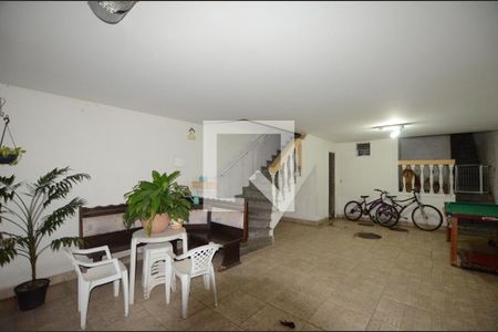 Casa à venda com 220m², 4 quartos e 3 vagasGaragem