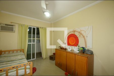 Casa à venda com 220m², 4 quartos e 3 vagasQuarto 4