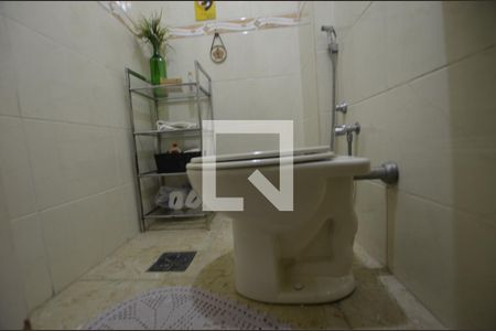 Casa à venda com 220m², 4 quartos e 3 vagasLavabro